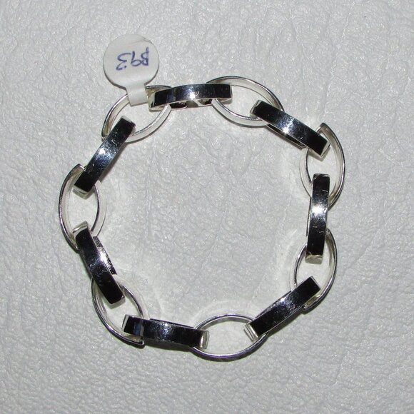 Silver Wide Pointed Oval Link Toggle Bracelet - NEW - Picture 2 of 9